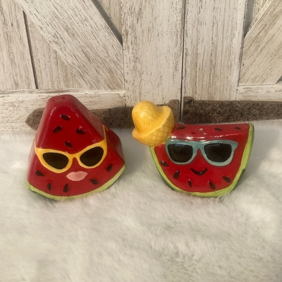 Boston Warehouse 2019 Fiesta Watermelon Shakers - Picture 1 of 10